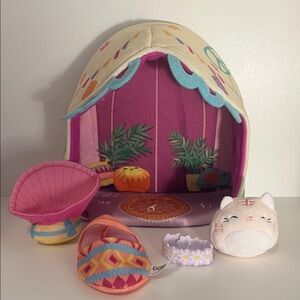 Squishville Deluxe Glamping